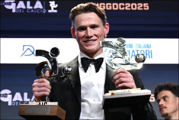 有惊无险，小麦和孔蒂所乘飞机警告灯误报导致飞机迫降