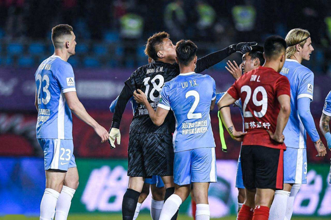 成都蓉城两位外租强援归队命运揭晓,唐淼有望留下,廖力生走人