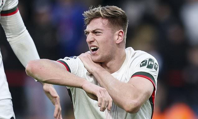 邮报:切尔西9号魔咒难破?德拉普伤缺两个月复出又肩膀受伤