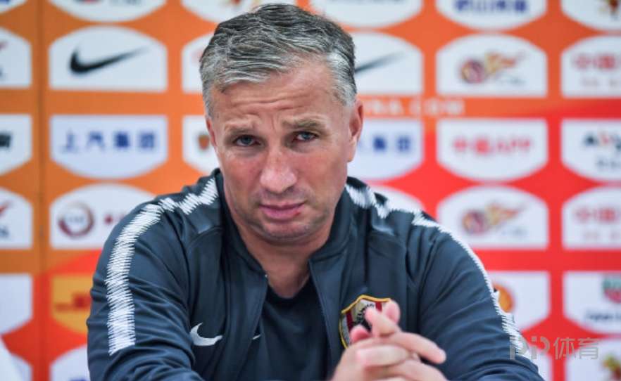 太阳报：前江苏队主帅佩特莱斯库因病暴瘦30公斤 面目全非