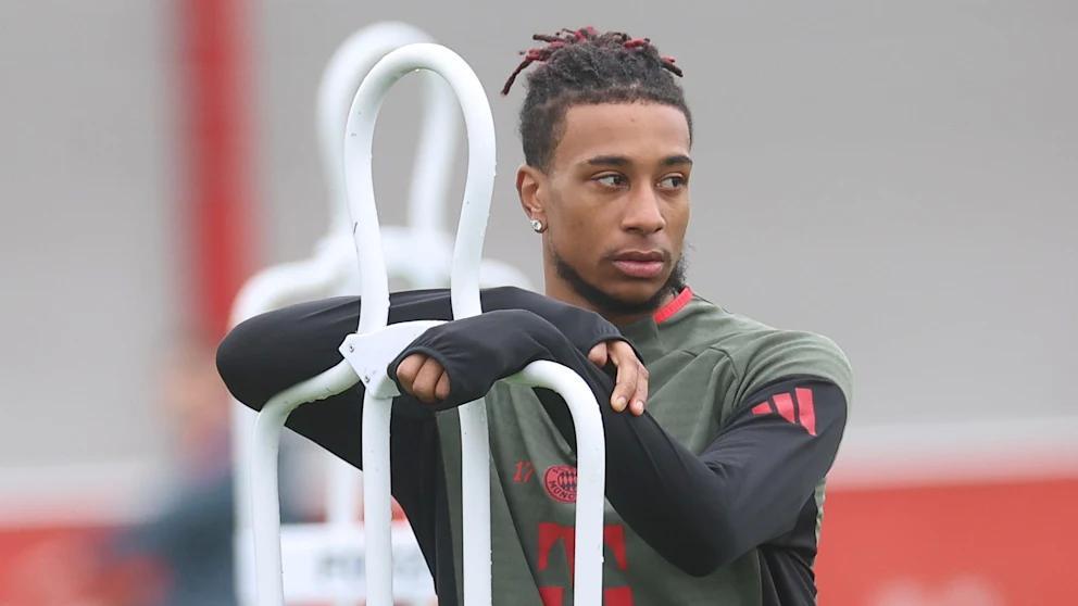 图片报:奥利塞训练中佩戴了大号钻石耳钉,孔帕尼对此不会管