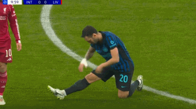 半场战报:国米0-0利物浦,科纳特进球被吹,国米两人伤退