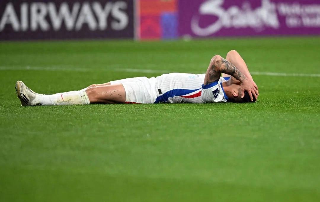 生日夜吞苦果,一场败仗就是申花赛季缩影