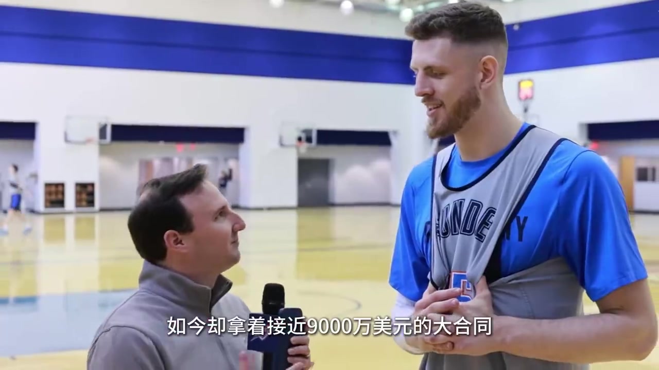 如今天差地别周琦在火箭的新秀赛季还能上场而哈滕1分钟都打不了