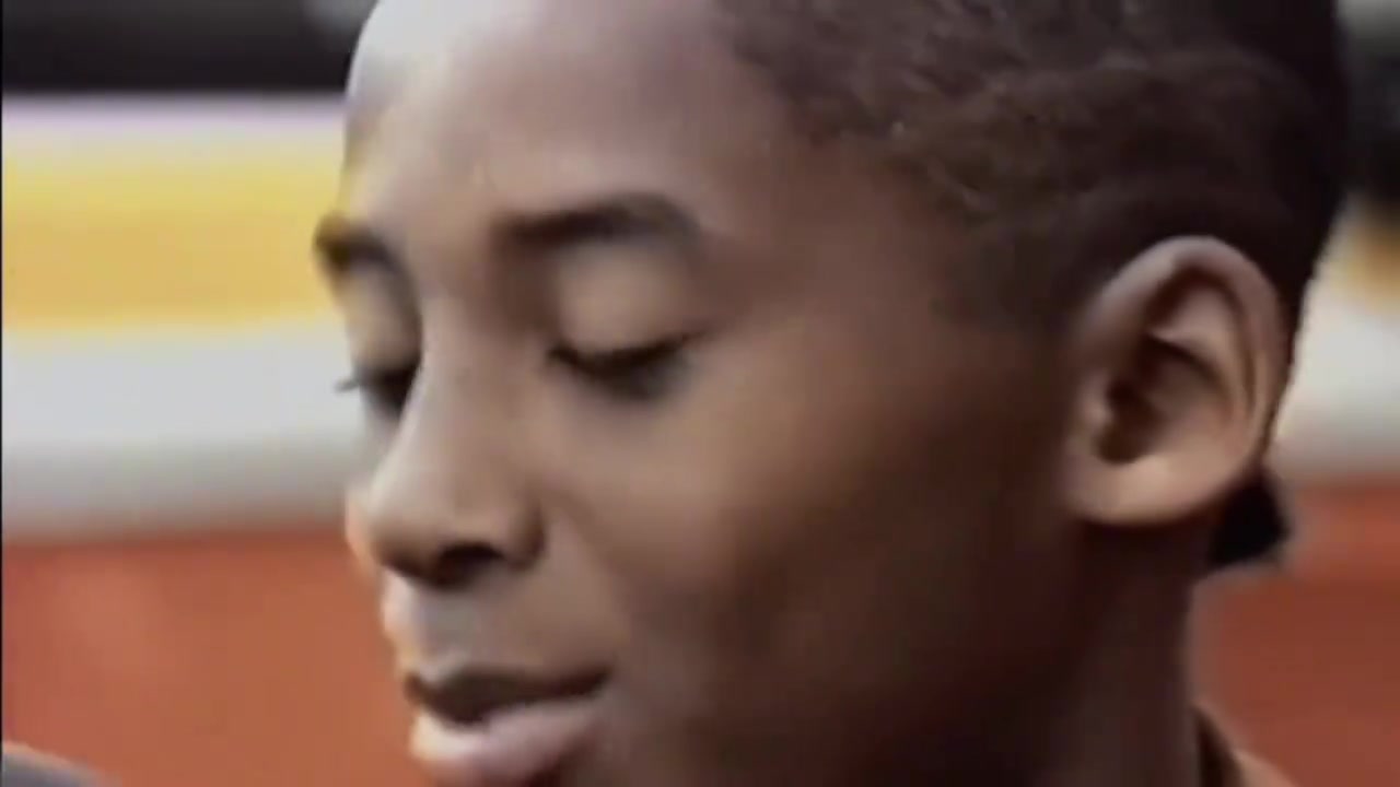 科比小时候这股自信真是天生带来的