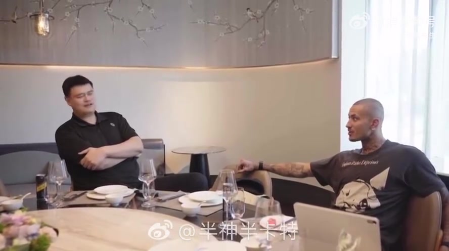 姚明对库兹马杨瀚森认识吧尼克杨的杨瀚森是英俊潇洒的意思