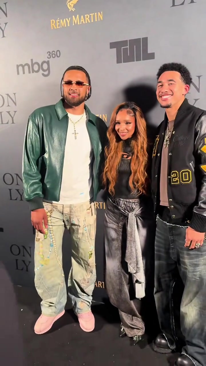 CC这是胖了康宁汉姆和魔仙哥一起出席在纽约的活动