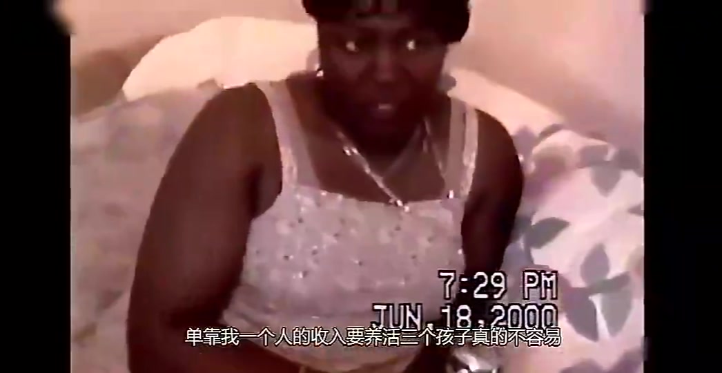 笑死哈登妈妈我儿子年少时不好女色被女生骚扰他就用球砸人家