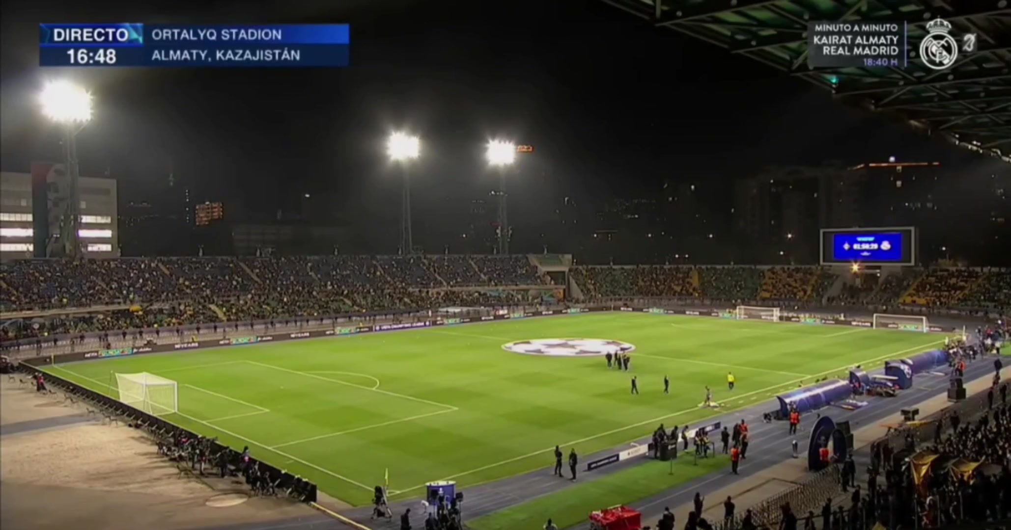 距离皇马的比赛还有两个小时体育场几乎已经坐满了