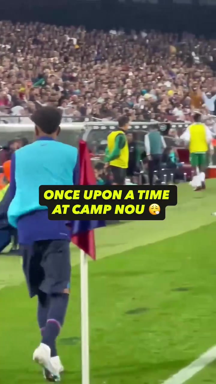 万般皆是命曾经在诺坎普亚马尔和登贝莱同时在场边热身