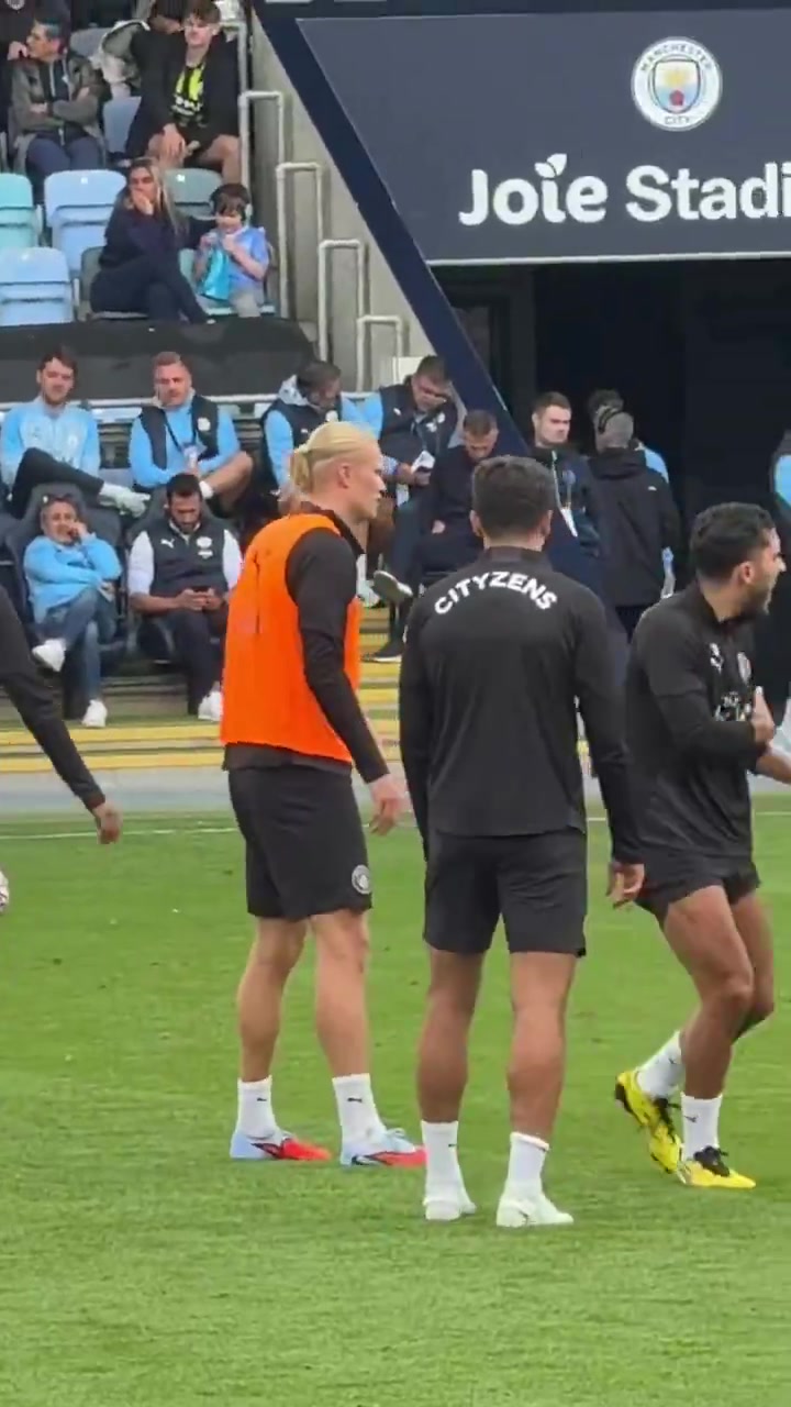 惊曼城惊现内讧哈兰德和新援切尔基爆发冲突