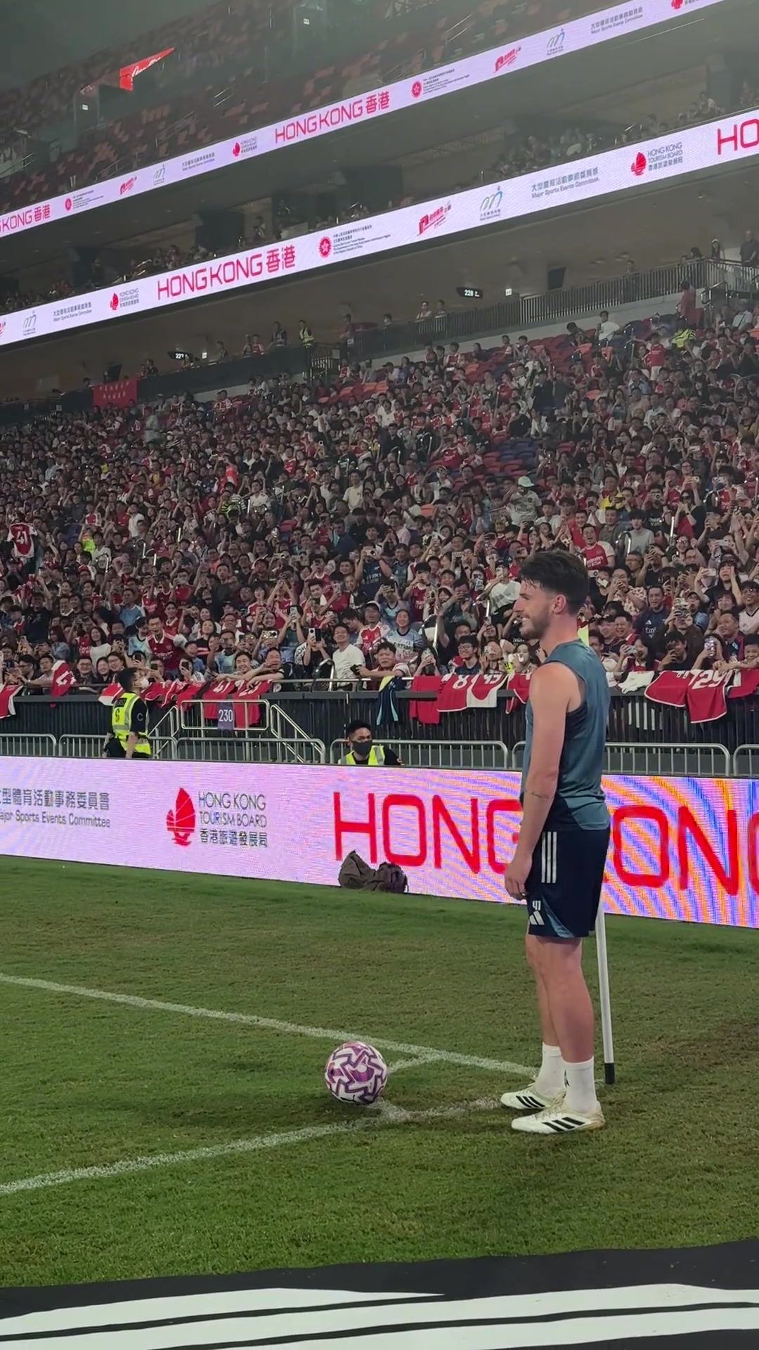 太有魅力了近距离看赖斯罚角球真的是360无死角的帅啊