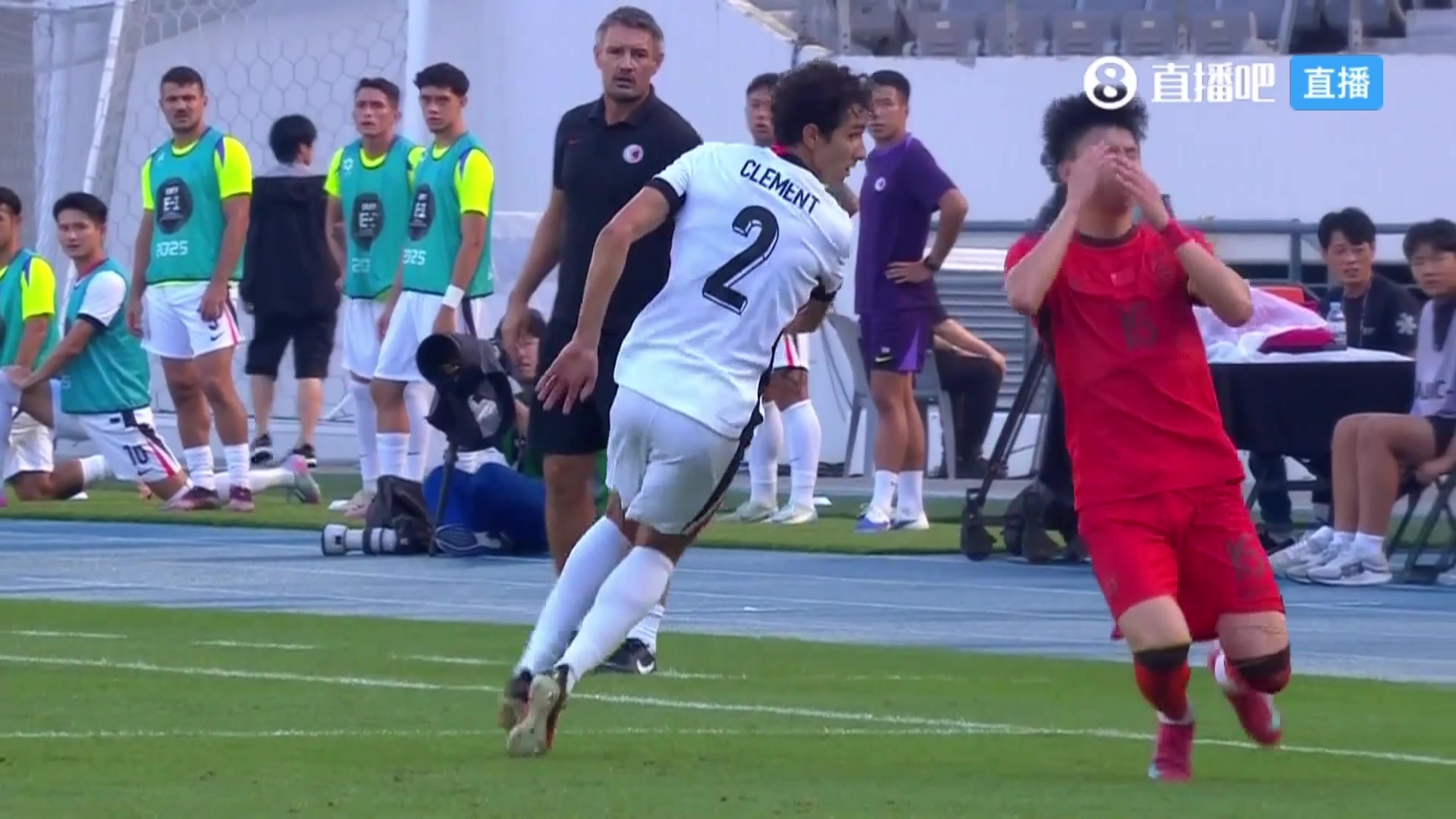 回看双方冲突起因王钰栋连遭小动作挑衅后失控杨晨控制情绪