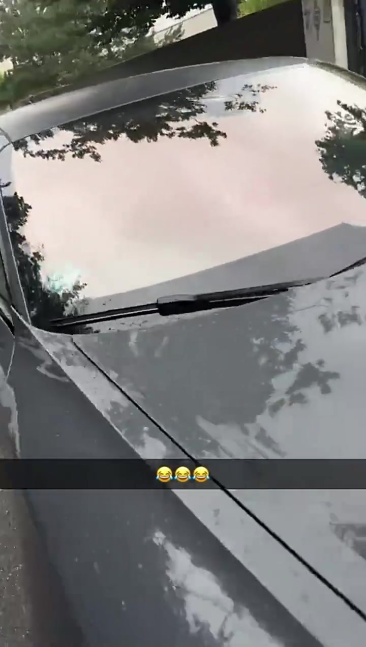 顺路的事博埃搭奥利塞的车一起去报到