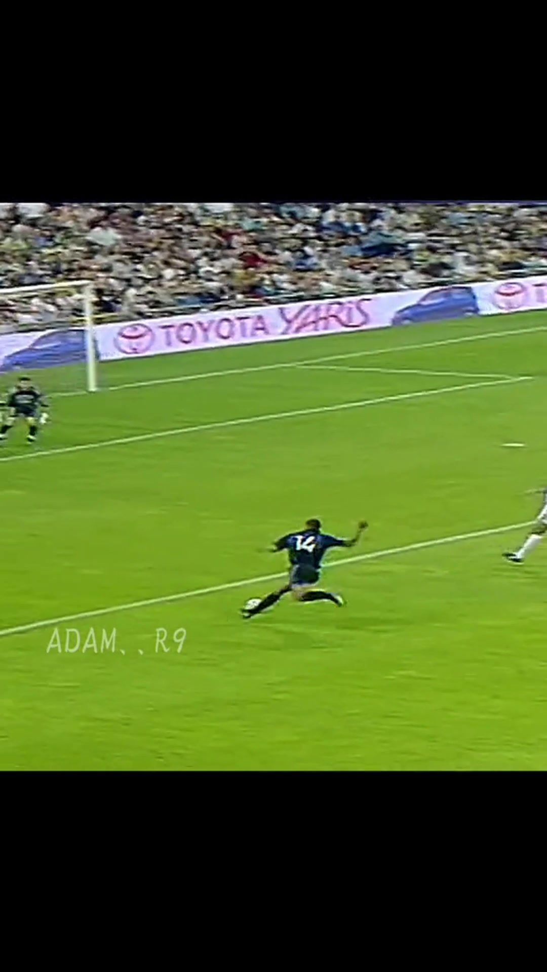 当时的皇马众将还不清楚他们将面对17岁阿德怎样的一脚射门