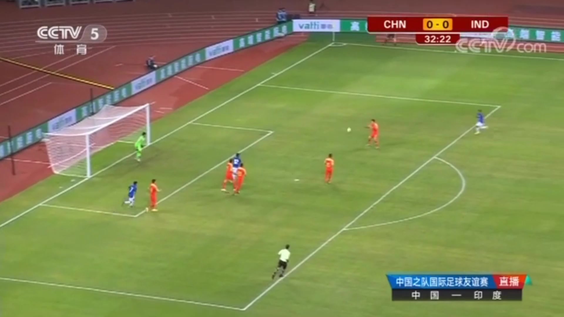 当年国足0-0闷平印度这一幕把我看傻了 27亿人找不出会踢球的