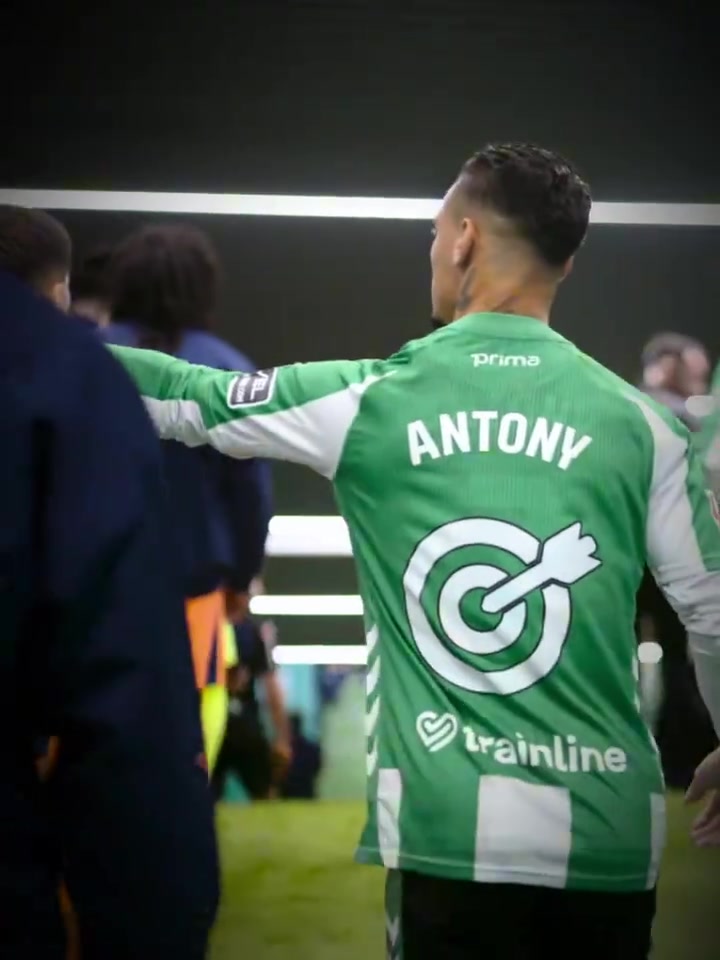 圆神拉师傅曼联老乡见老乡