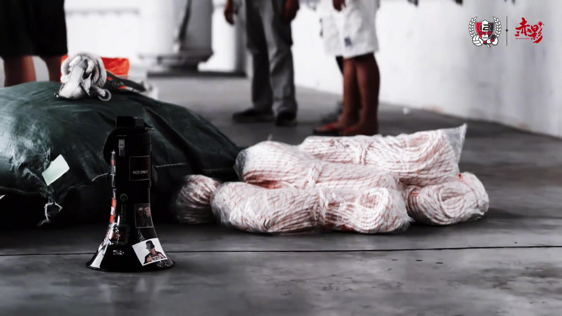 揭秘️成都红色刀锋球迷会发布准备巨型TIFO过程