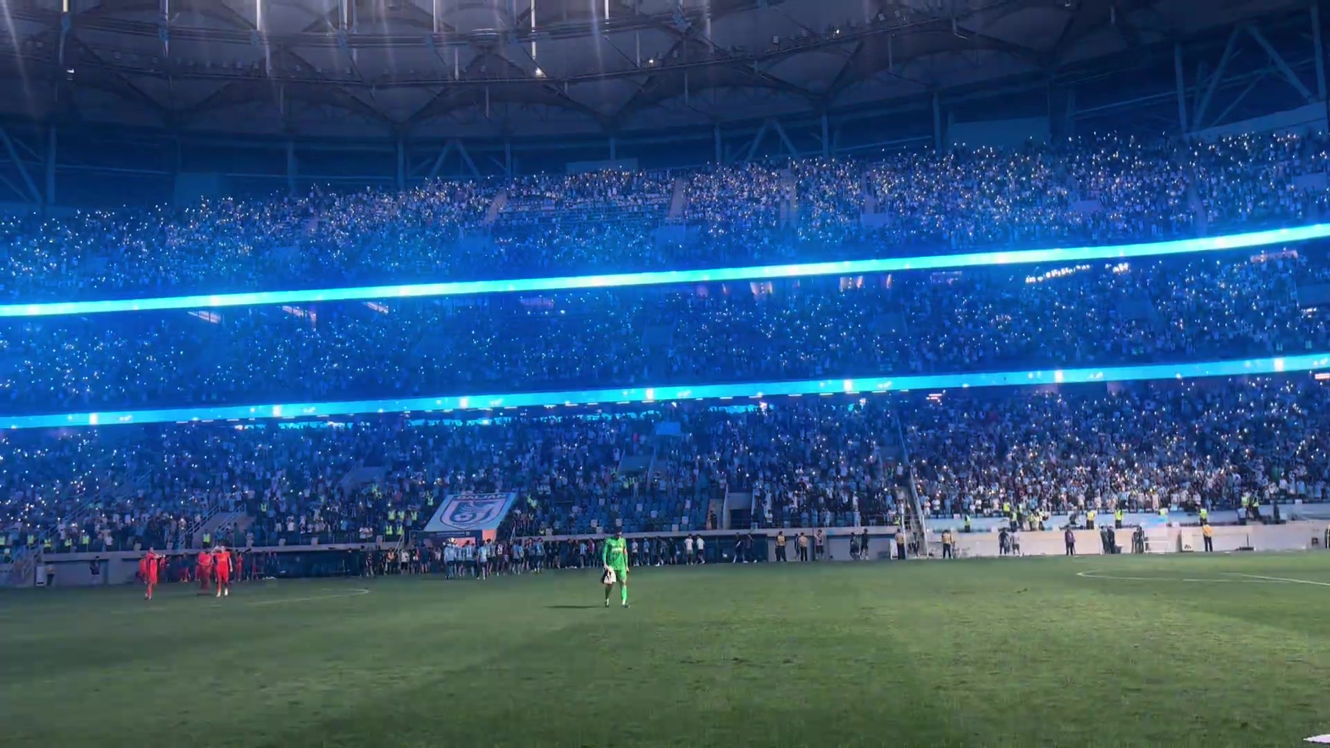 牛志明泰山队谢场视频这一场有很多无力感